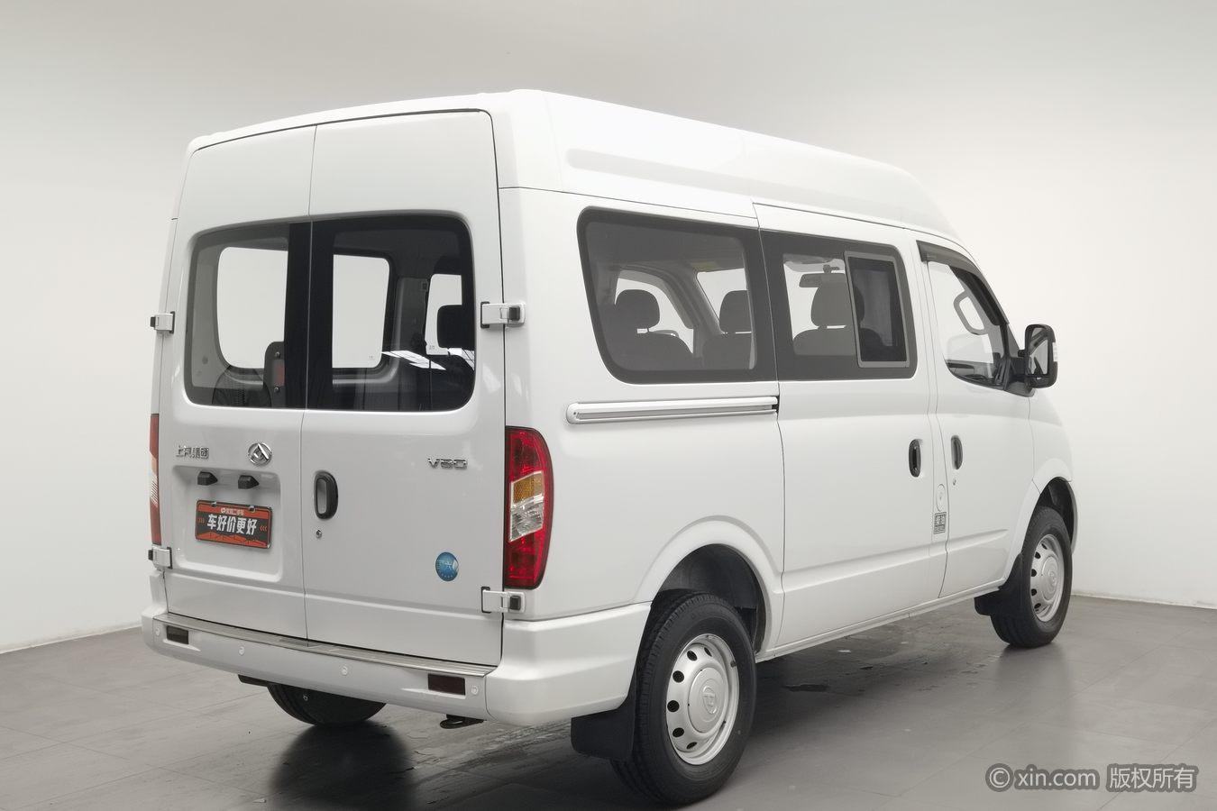 Maxus V80 2023 2.0T MT 5/6 мест