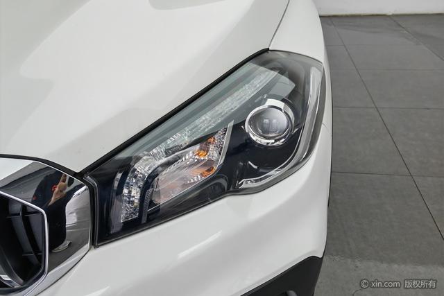 Suzuki Vitara 2017 1.6 L CVT 2 WD — фото 7