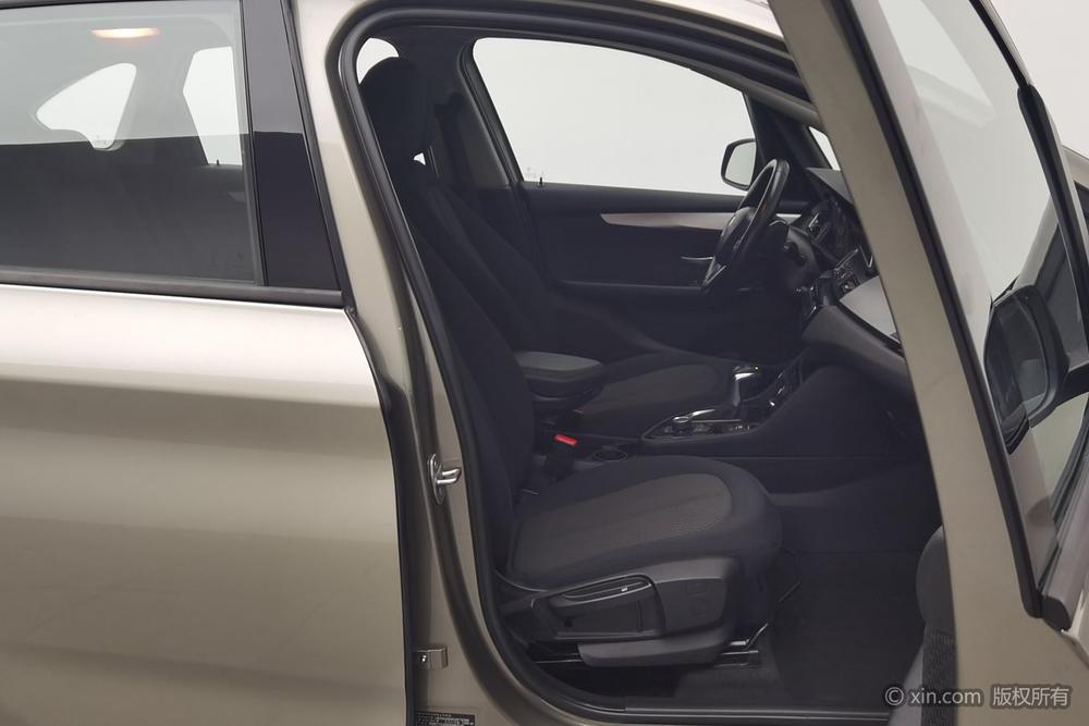BMW 2 Series Active Tourer, фото 24