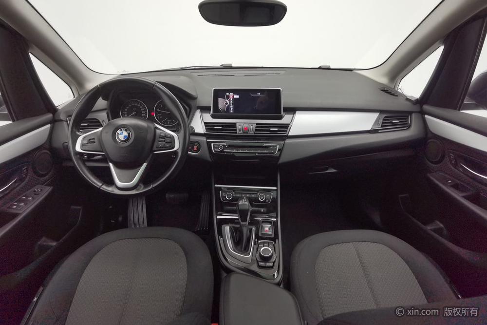 BMW 2 Series Active Tourer, фото 12