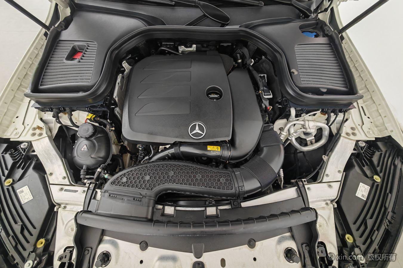 Mercedes-Benz GLC 2022 Белый из Китая, фото 3