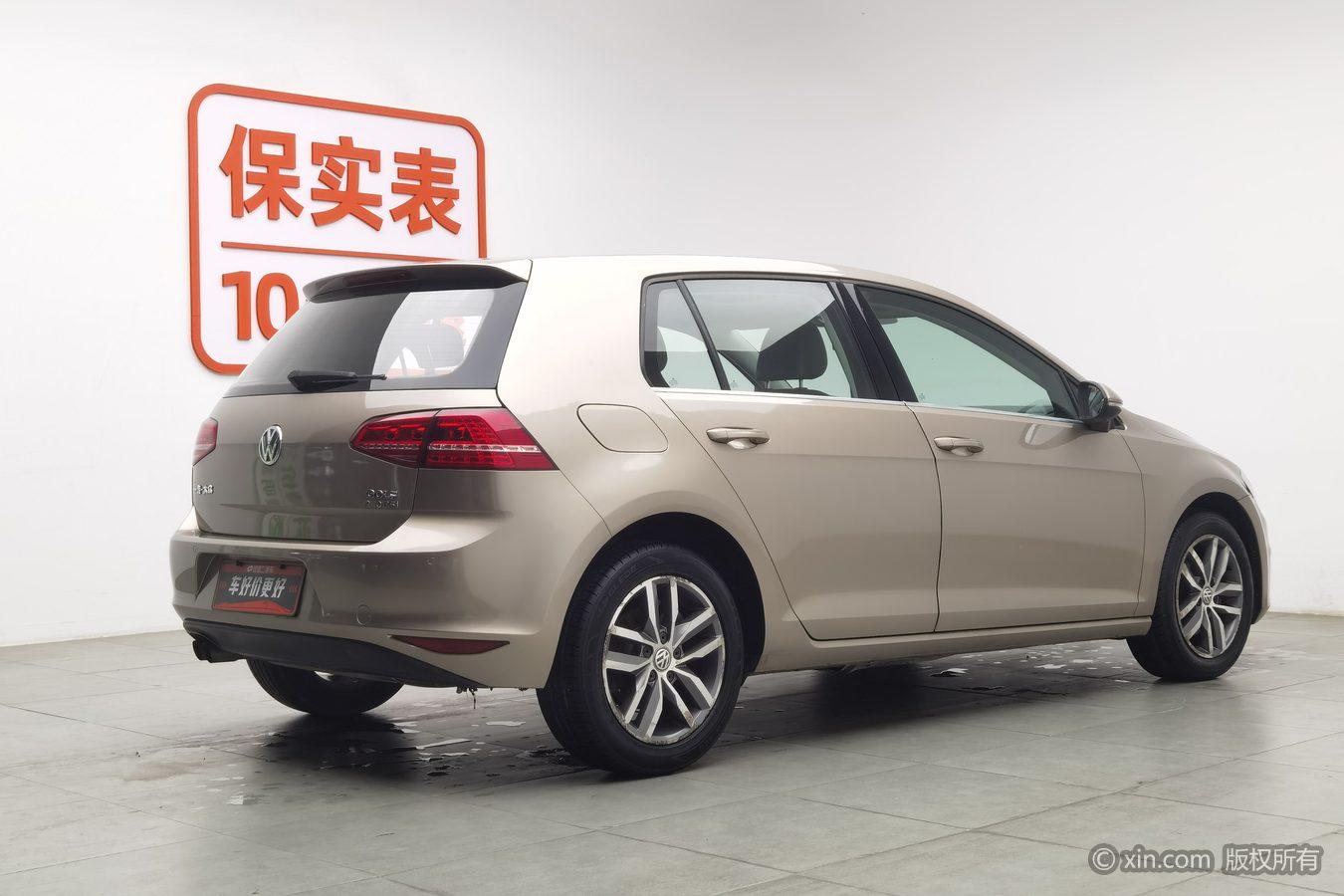 Volkswagen Golf 2016 230TSI AT Luxury