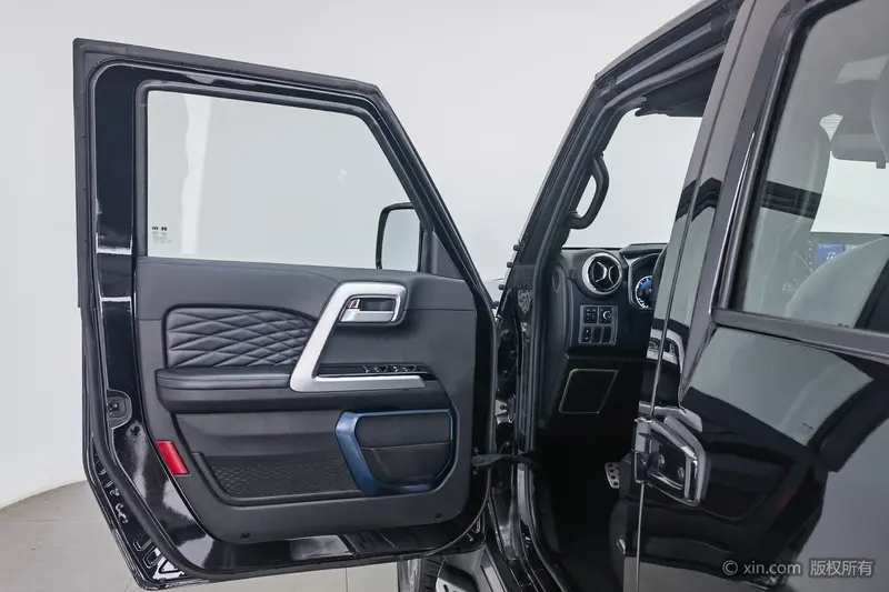 BAIC BJ40 — фото 15