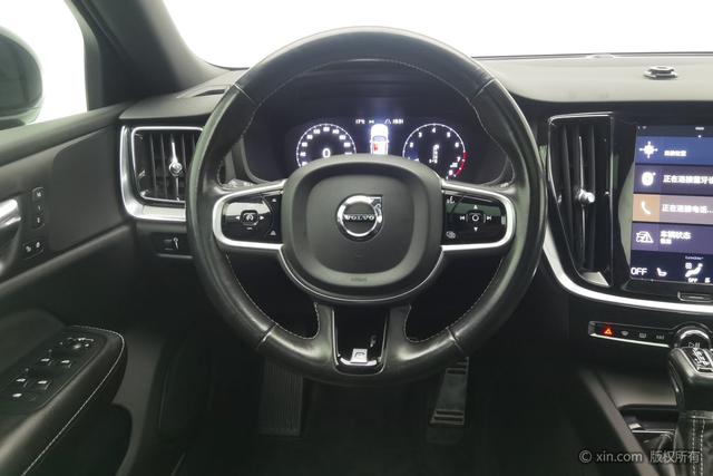 Volvo V60 2020 T 5 — фото 14