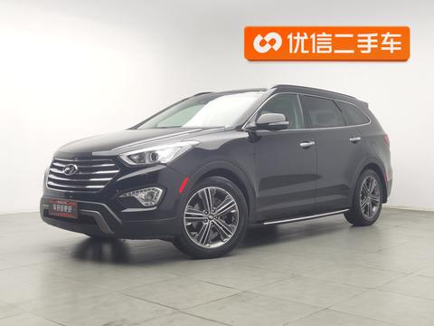 Hyundai Grand Santa Fe