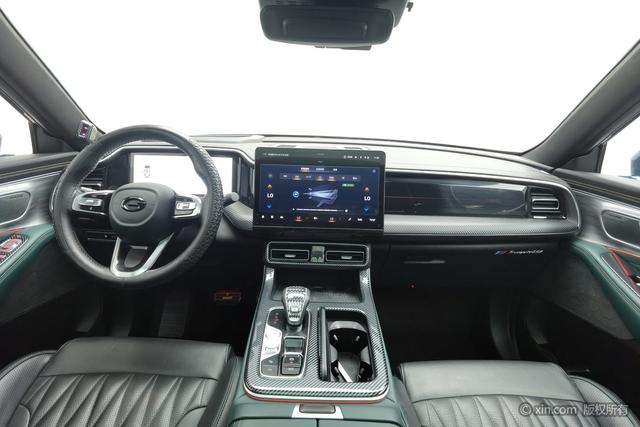 Trumpchi GS8 2022 2.0 TGDI 2 WD 6 — фото 12