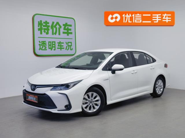 Toyota Corolla Cross 2023 года выпуска