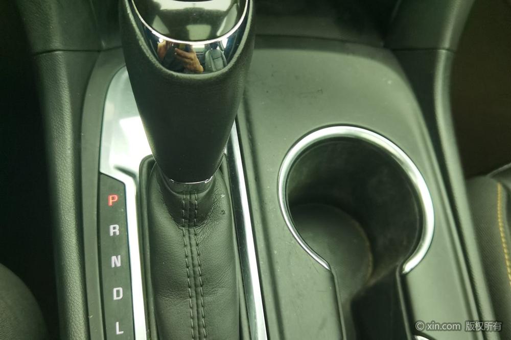 Chevrolet Equinox, фото 16