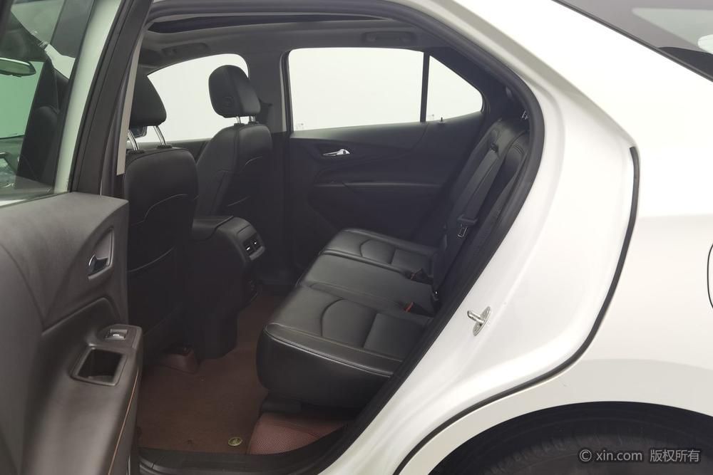 Chevrolet Equinox, фото 20
