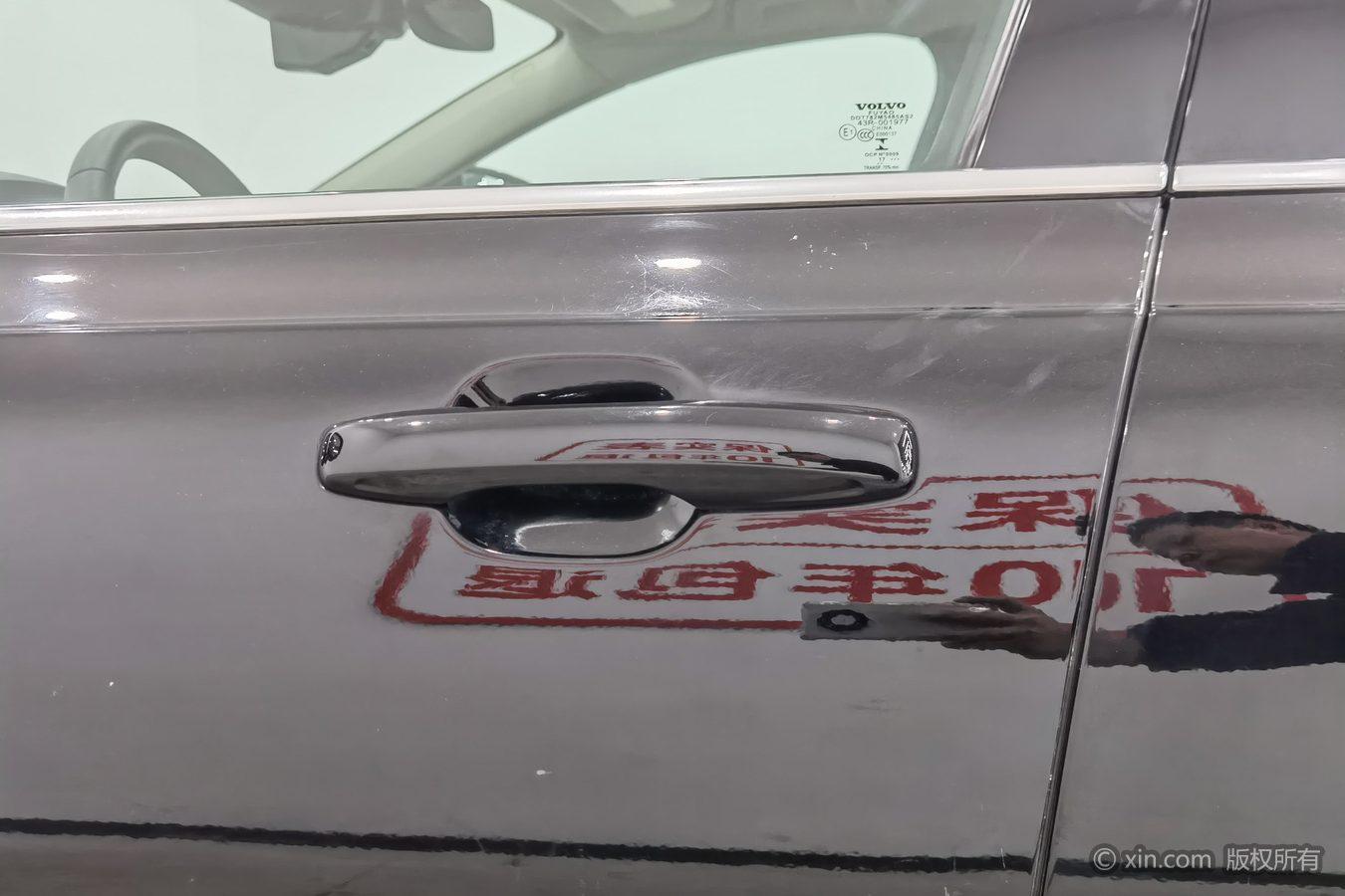 Volvo S90 2018 T4