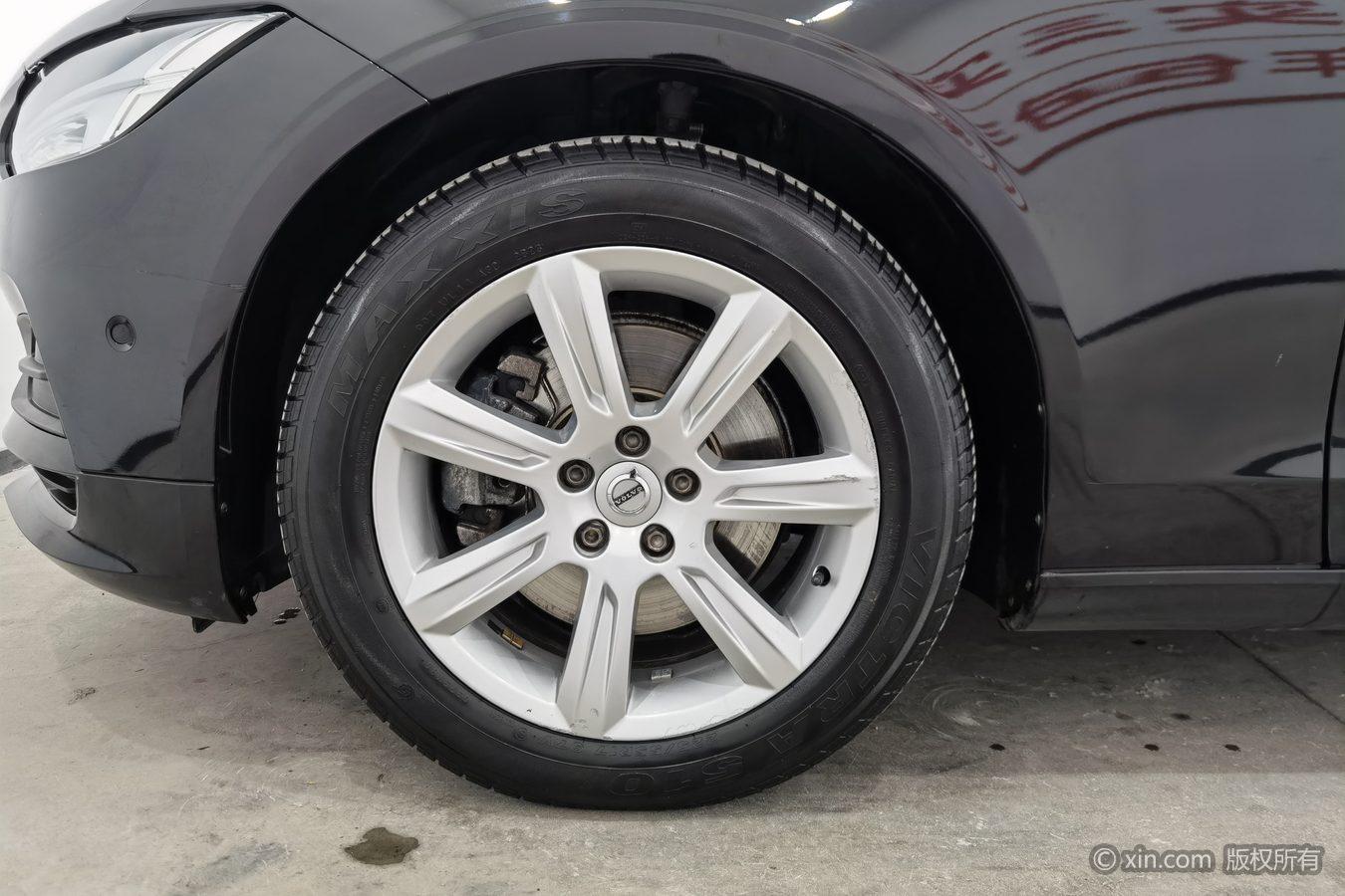 Volvo S90 2018 T4