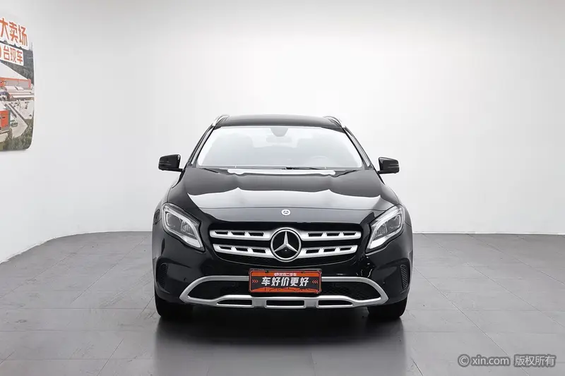 Mercedes-Benz GLA 200 стиль — фото 2