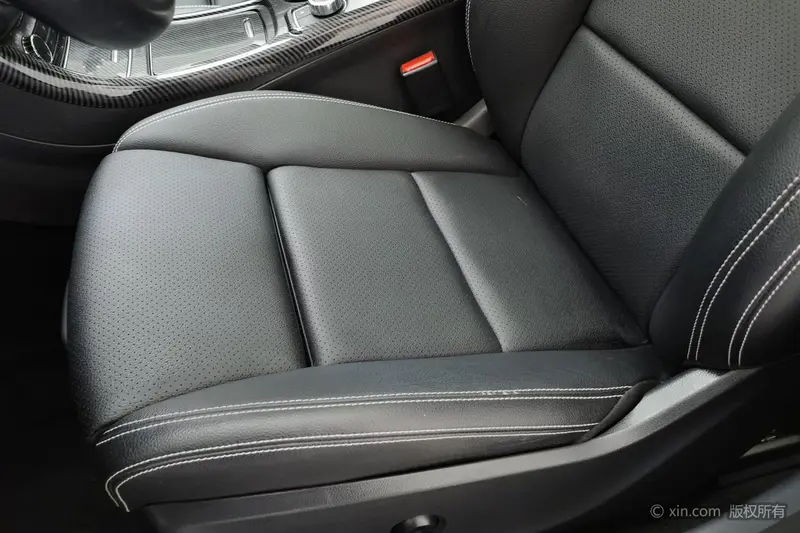 Mercedes-Benz GLA 200 стиль — фото 13