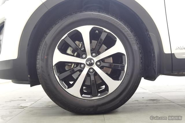 Kia Sorento 2015 L 2.4 L 4 WD 7 IV — фото 9