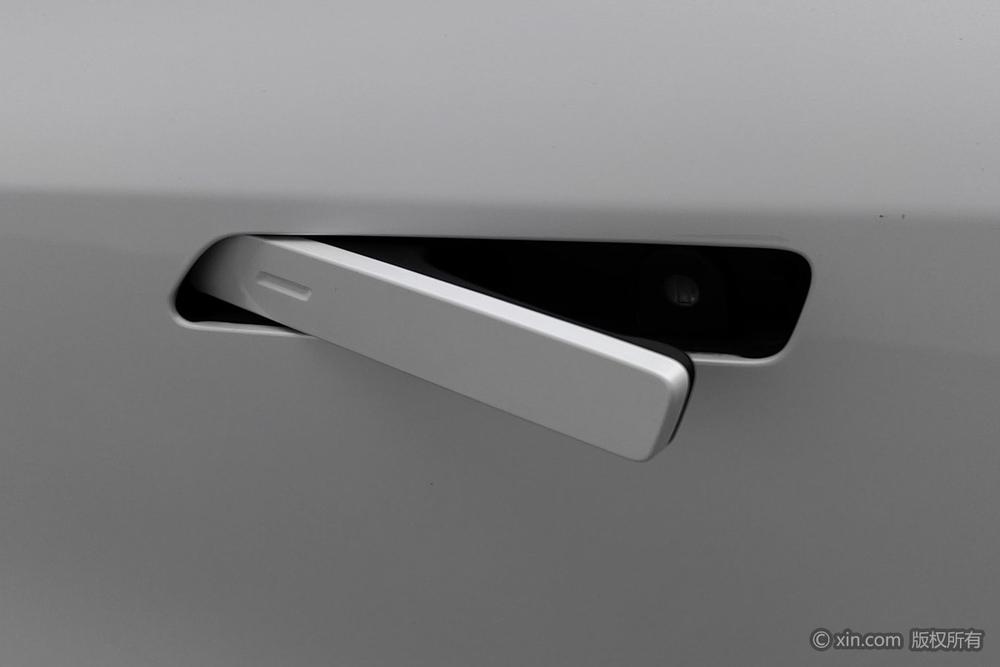 Dongfeng Aeolus L7 PHEV, фото 13