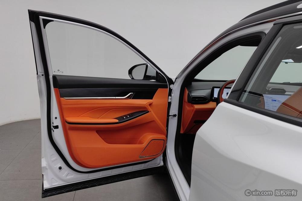 Dongfeng Aeolus L7 PHEV, фото 23