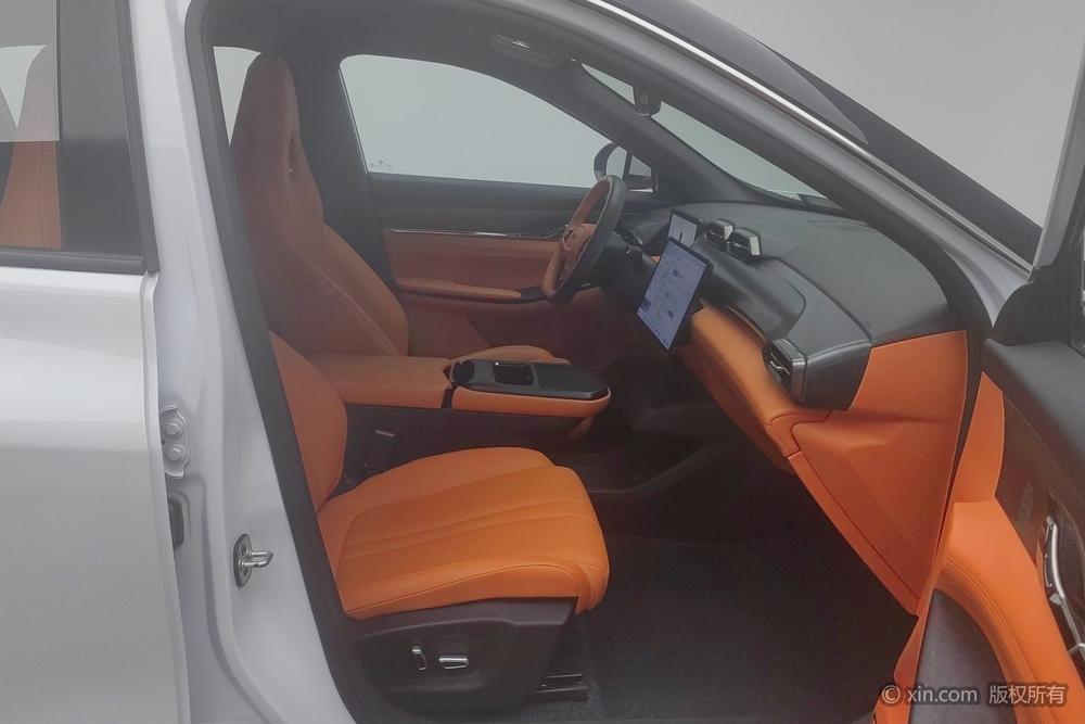 Dongfeng Aeolus L7 PHEV, фото 9