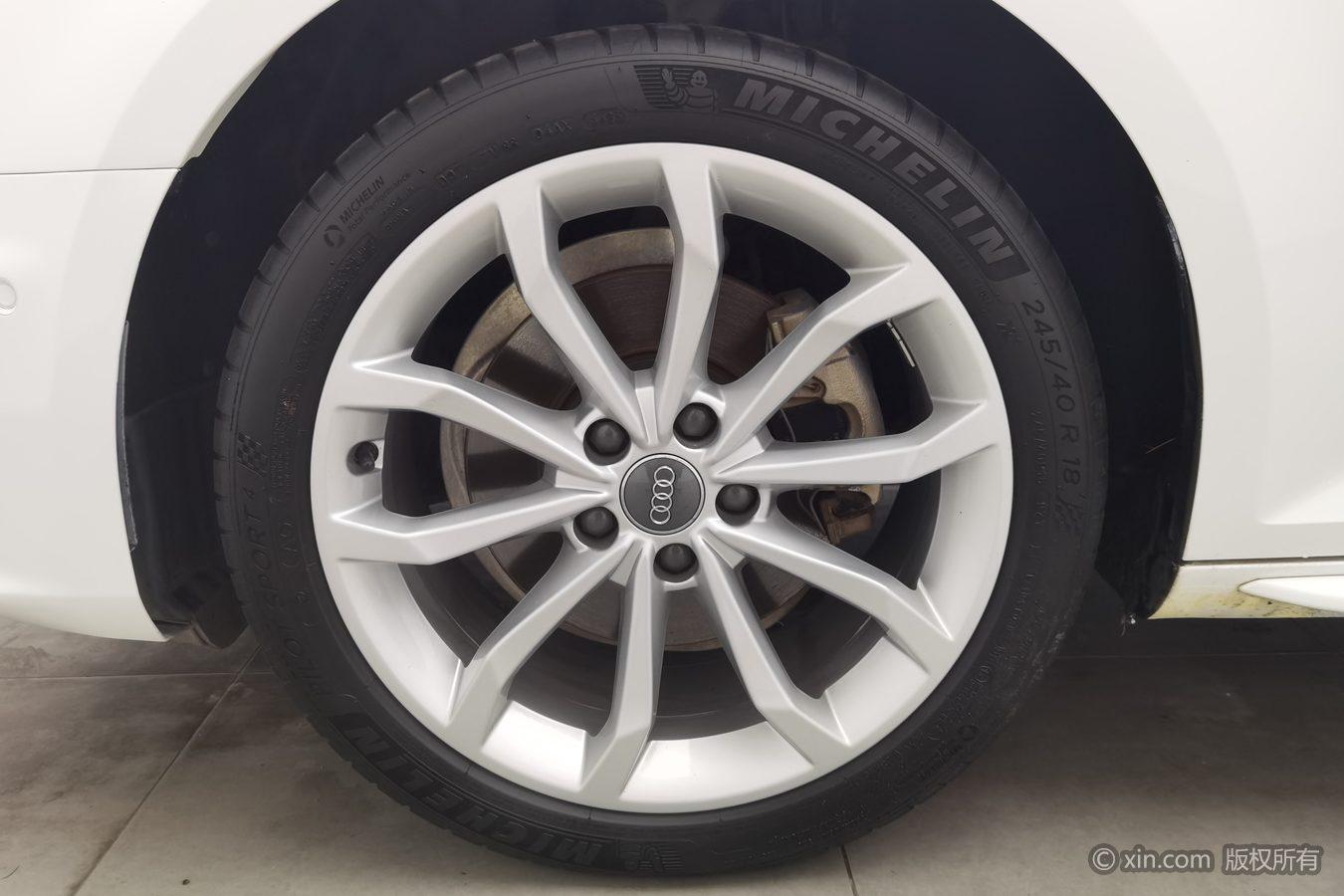 Audi A4L 2019 40 TFSI Fashion VI