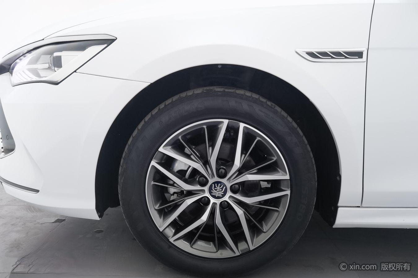 BYD Qin Plus DM-i PLUS DM 2021 DM-i 120KM Flagship