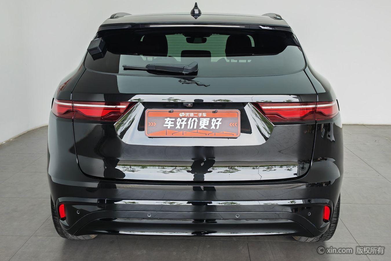 Jaguar F-Pace 2024 P250 R-Dynamic SE