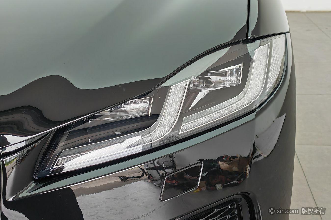 Jaguar F-Pace 2024 P250 R-Dynamic SE
