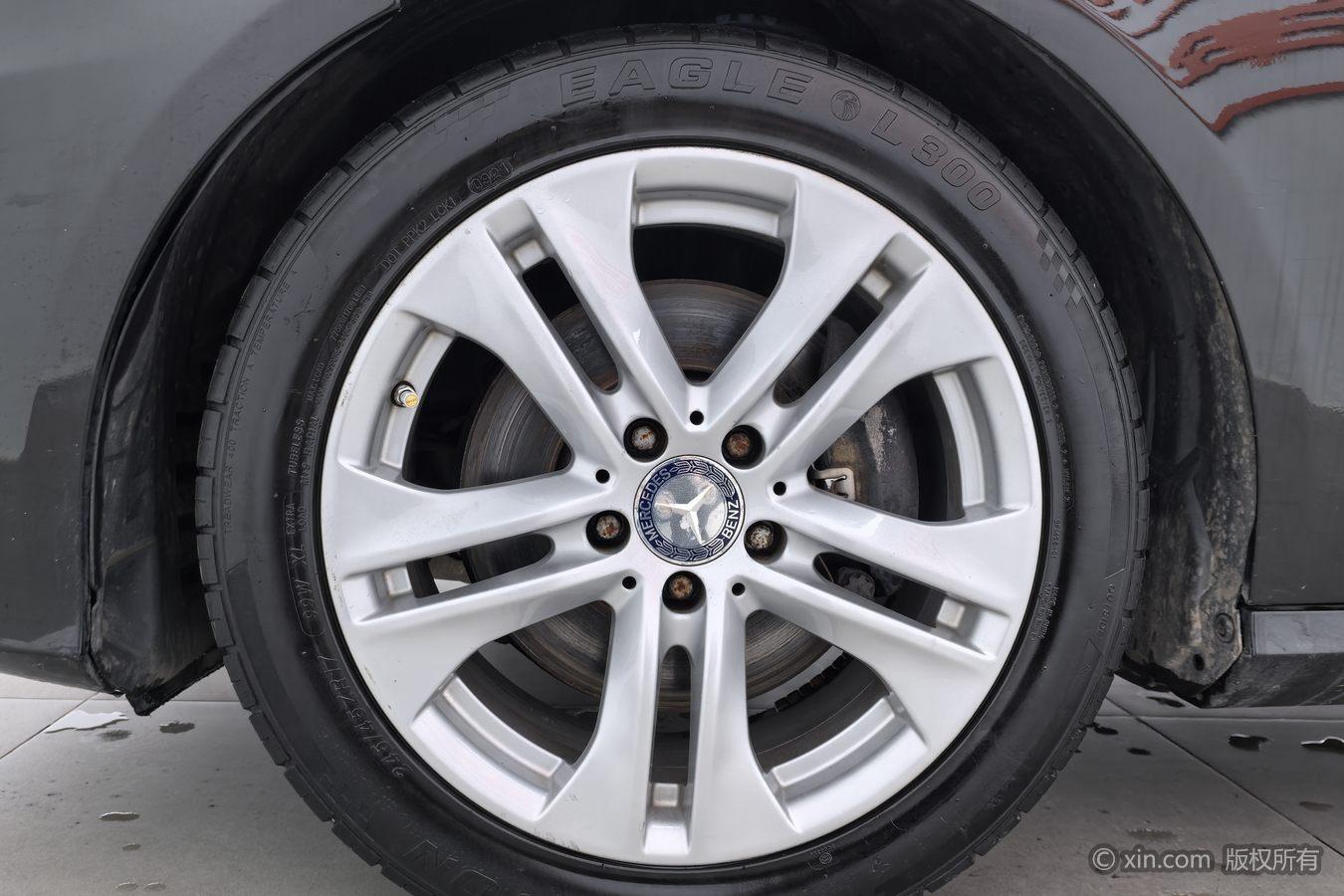 Mercedes-Benz E-Class E 2010 E 300 Fashion Luxury