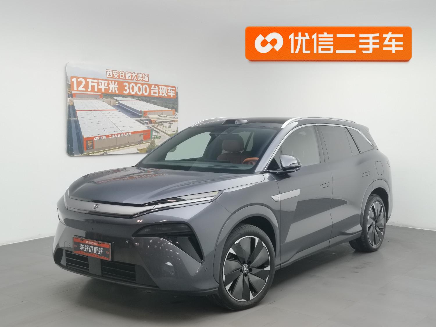 BYD Tang L EV