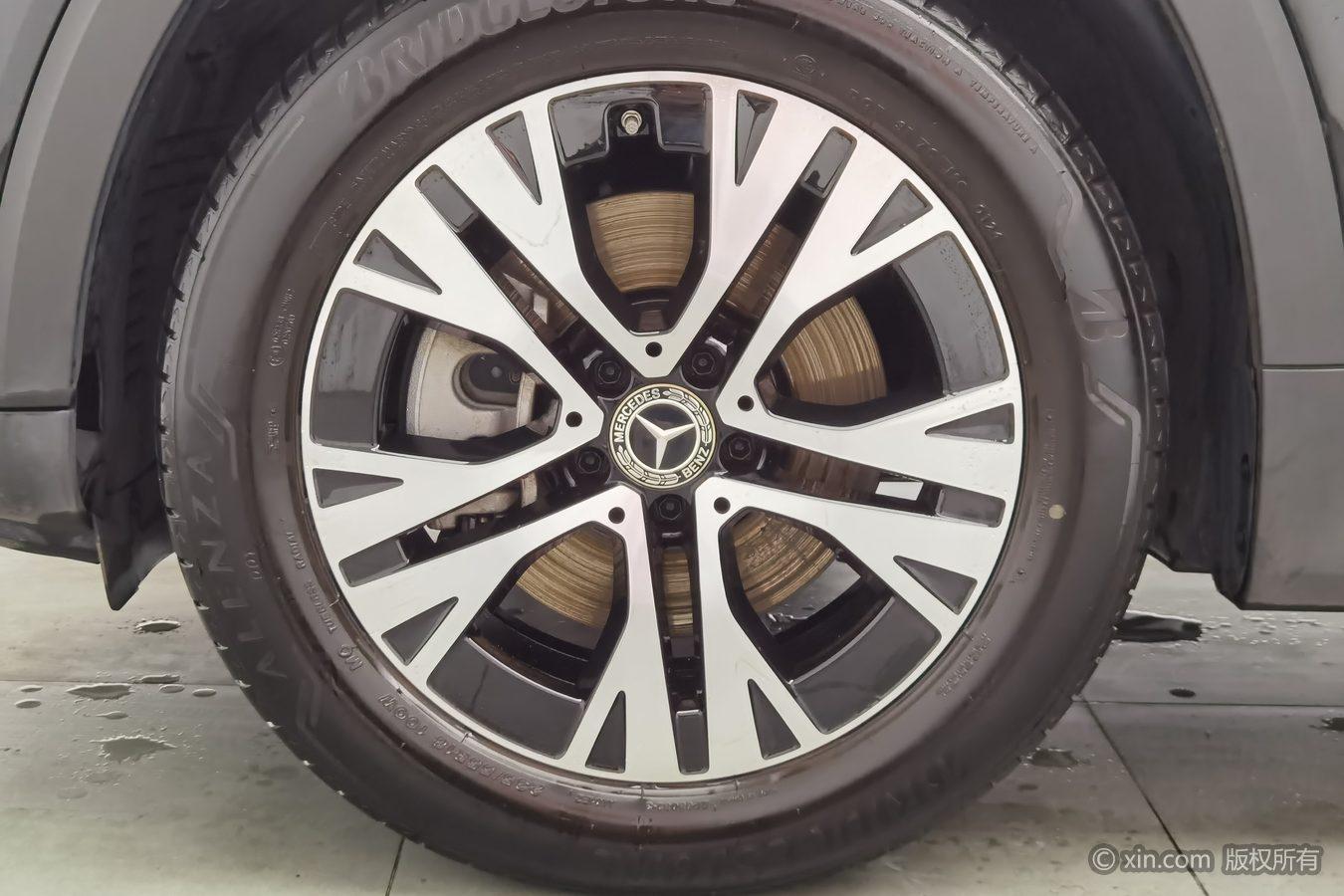 Mercedes-Benz GLB 2024 GLB 220