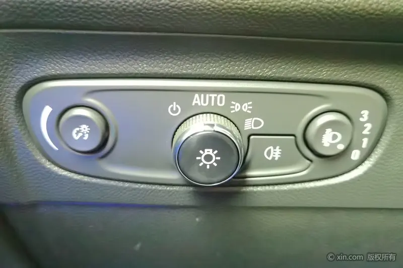 Buick Envision — фото 10