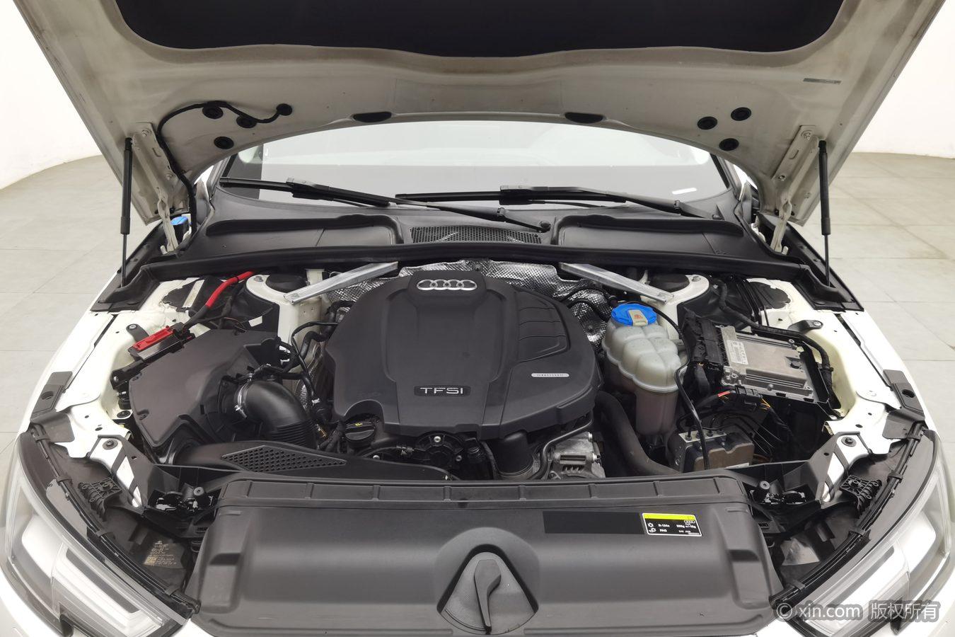 Audi A4L 2017 40 TFSI