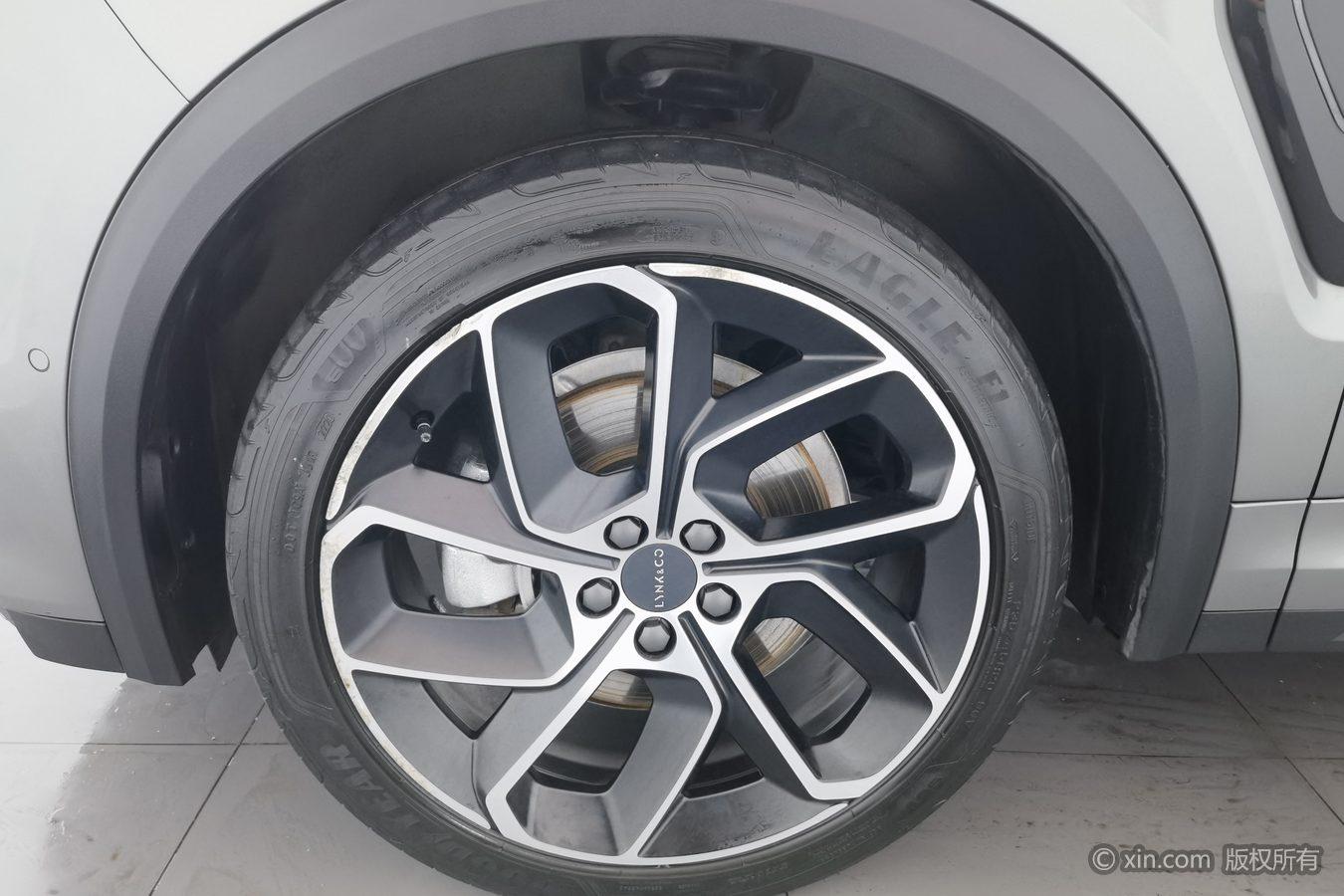 Lynk & Co 05 2020 2.0TD Halo