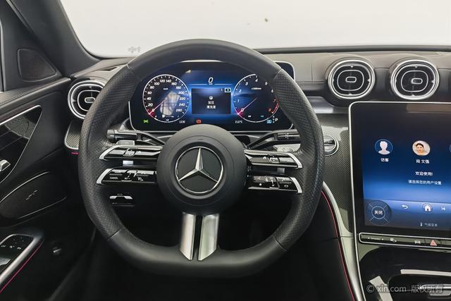 Mercedes-Benz Class C 2023 Белый из Китая