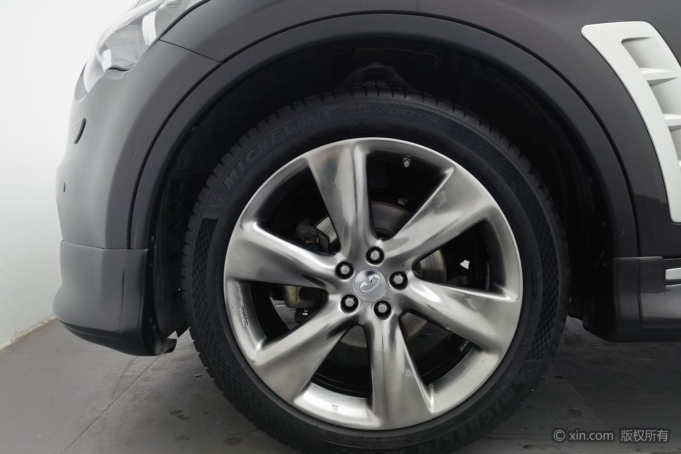 Infiniti FX 2010 FX35 Standard