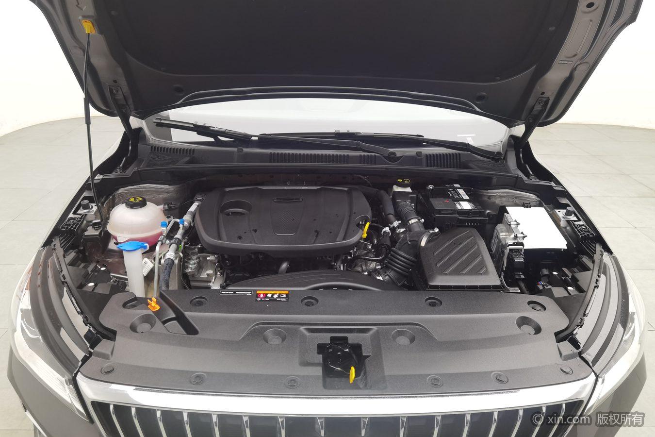 Geely Emgrand 2025 4 1.5L CVT