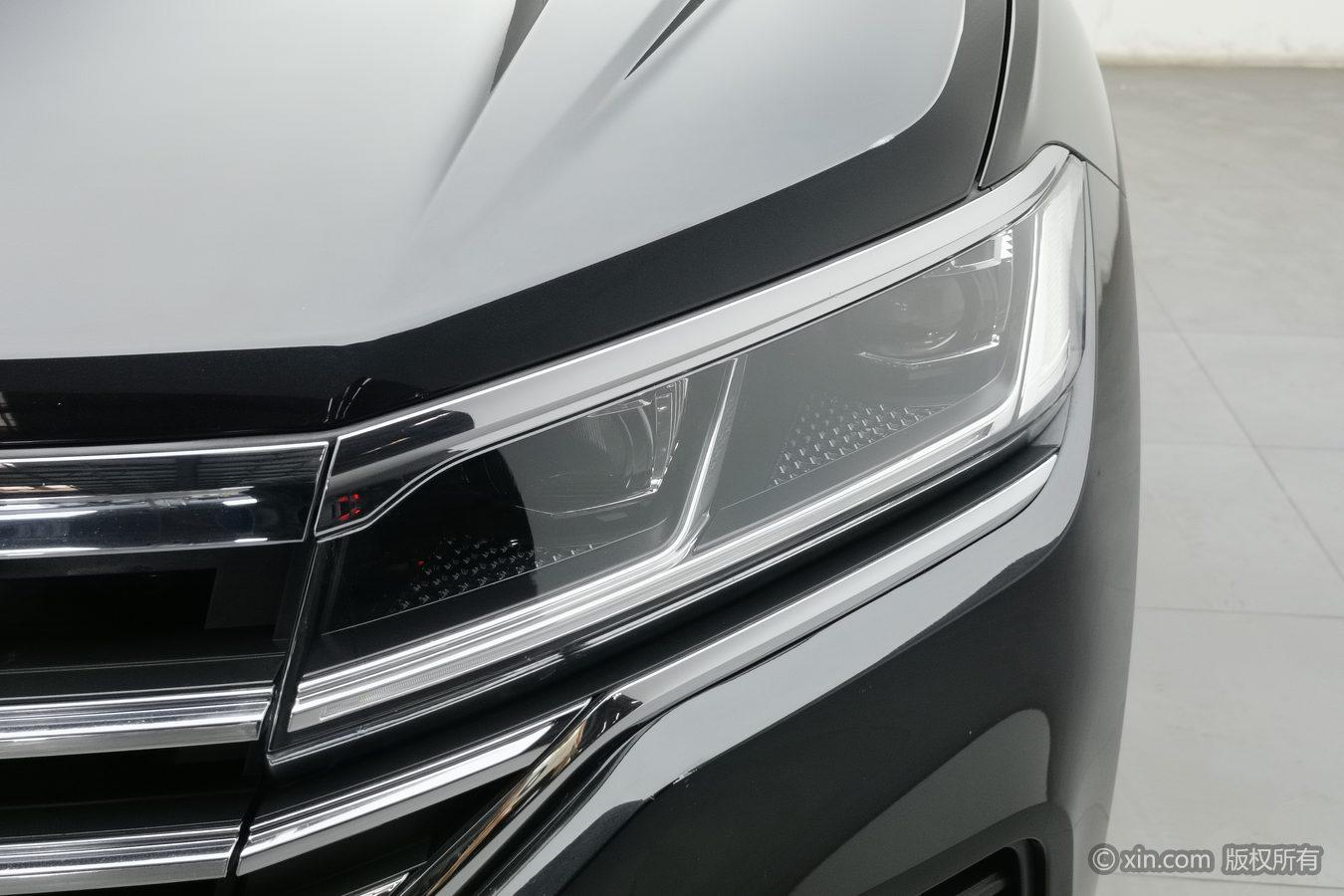 Volkswagen Touareg 2021 2.0TSI