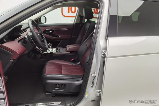 Land Rover Range Rover Evoque 2023 L 249 PS R-Dynamic HSE — фото 18