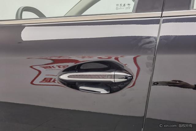 Hongqi HS5 2023 2.0 T Pro — фото 9