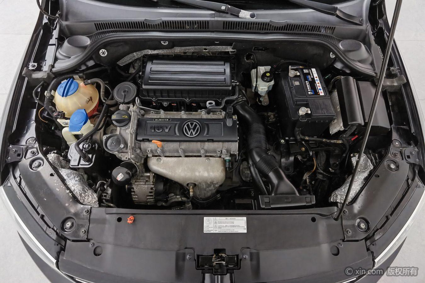Volkswagen Sagitar 2014 1.6L MT Comfort