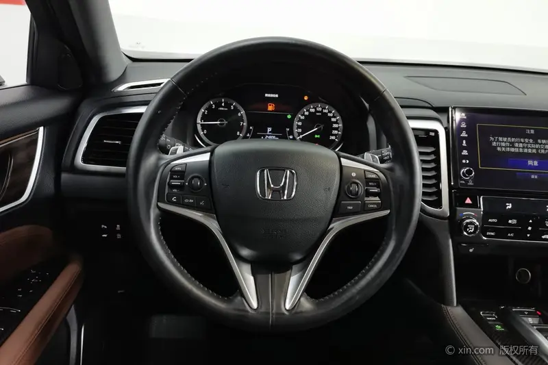 Honda UR-V — фото 9