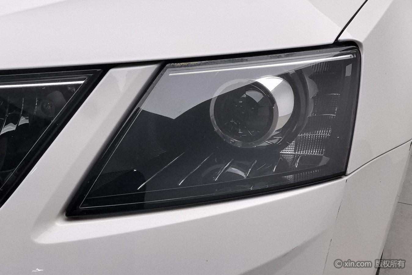 Skoda Octavia 2018 1.6L MT Standard
