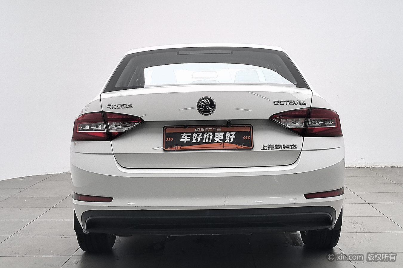 Skoda Octavia 2018 1.6L MT Standard