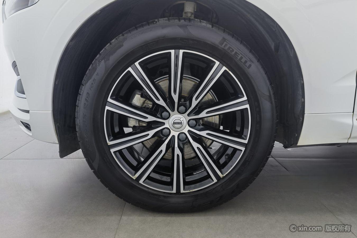 Volvo XC60 2021 T5 Luxury