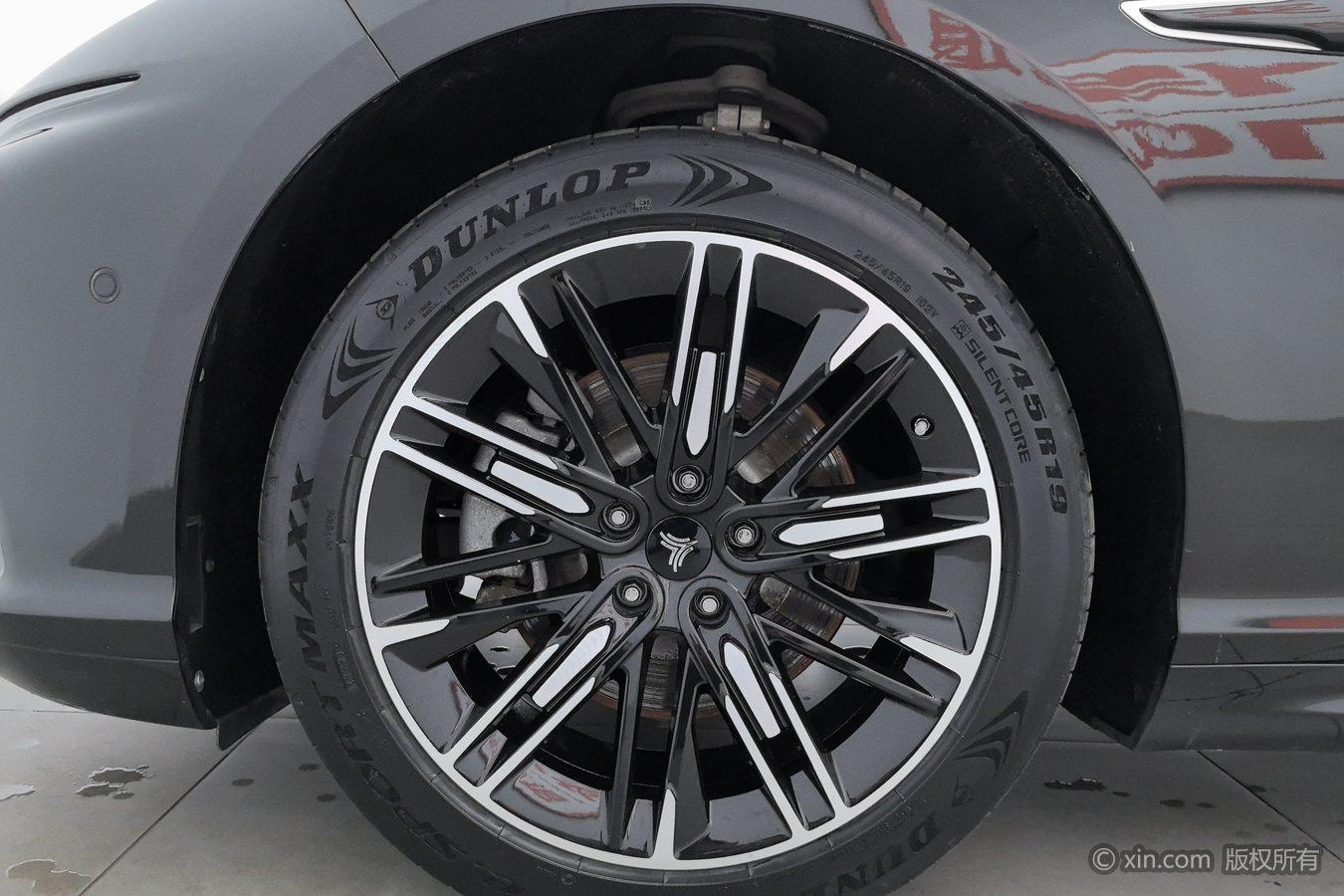 Neta S 2024 1060