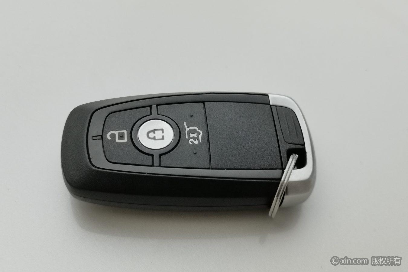 Ford Explorer id 4437972 из Китая 11