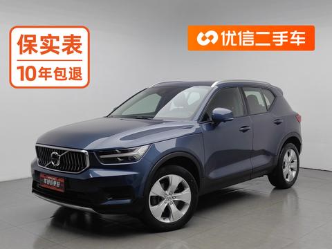 Volvo XC40 2022 T4 Fashion