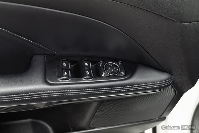 Ford Taurus 2019 Eco Boost 245 — фото 11