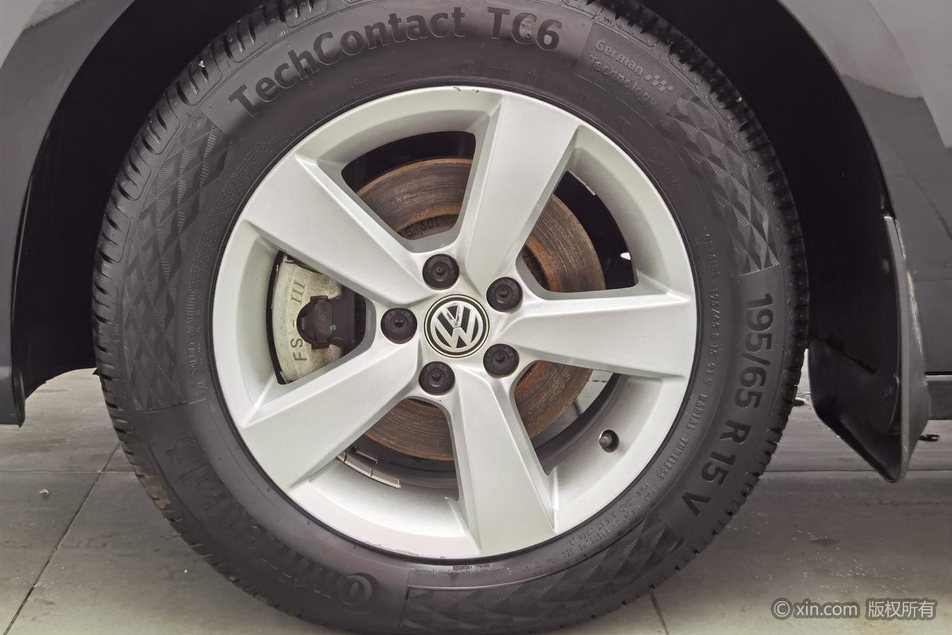 Volkswagen Lavida 2015 1.6L MT