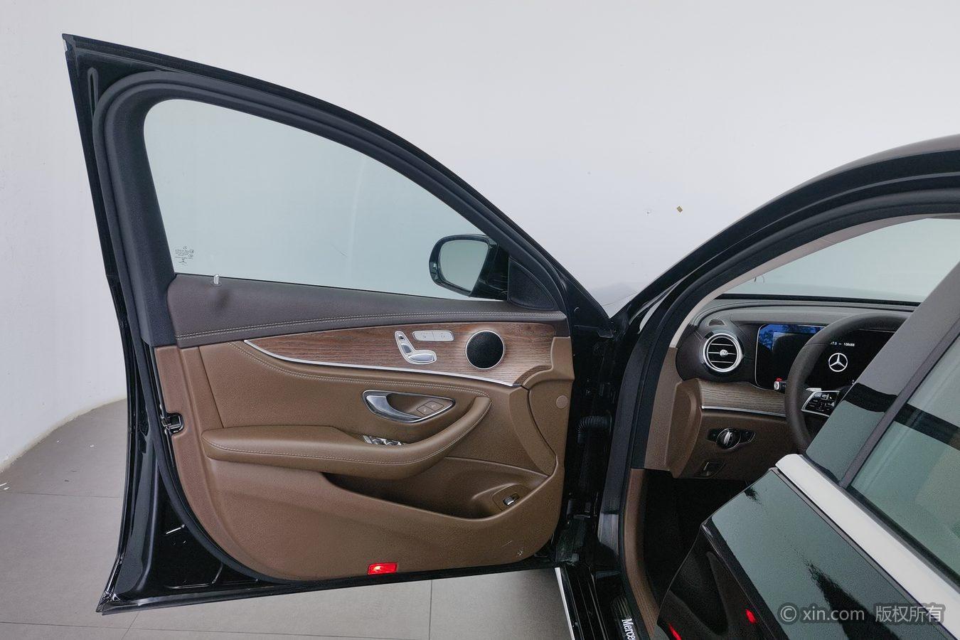 Mercedes-Benz E-class 2021 Черный из Китая, фото 3