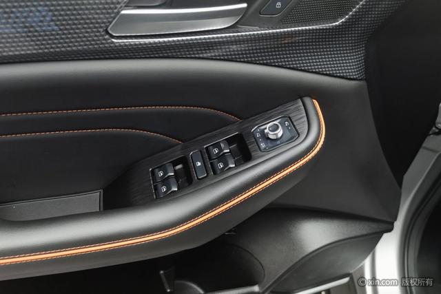 Haval F7 2022 Темно-серый из Китая, фото 6