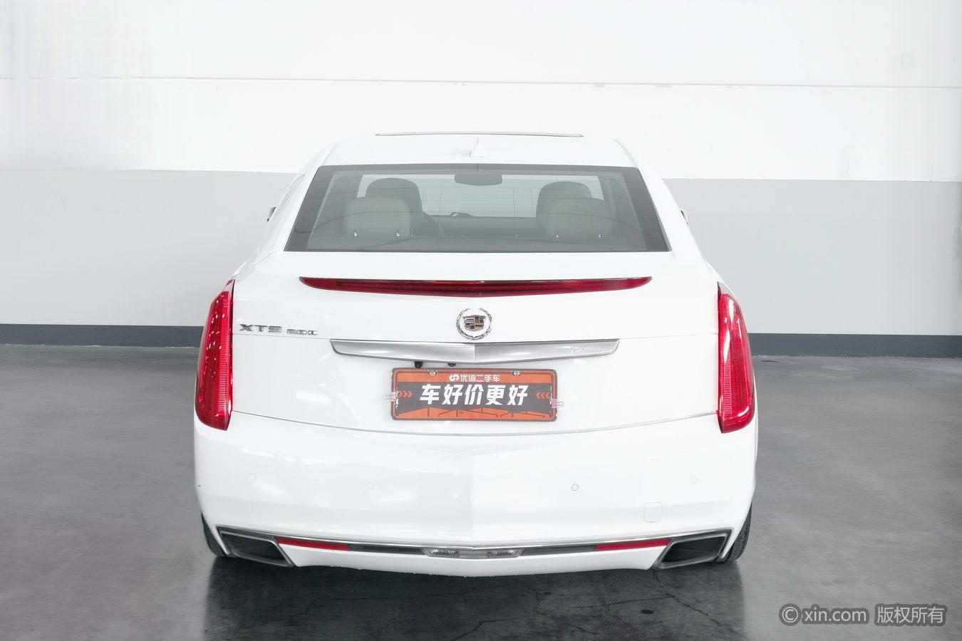 Cadillac XTS 2015 28T Comfort